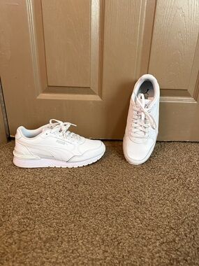 Puma White Low-Top Lace-Up Sneakers